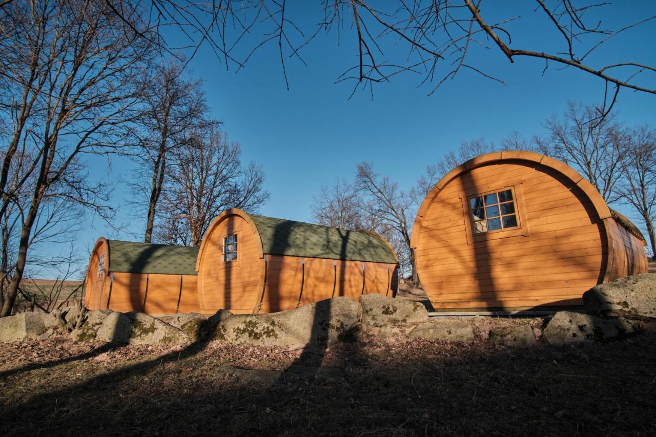 Viking Houses Strnadovsky Mlyn Jesenice  Eksteriør billede